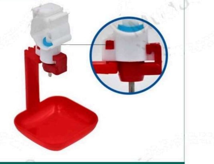 Vaso bebedero automático M045