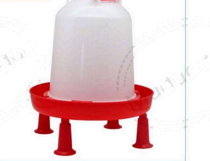 Bebedero 6L M069