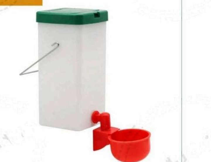 Tazón bebedero automático M030