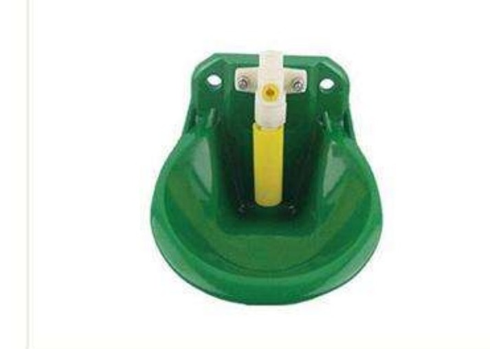 Bebedero plástico con válvula GF070